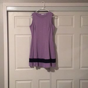 Sleeveless New York and Company dress with pockets